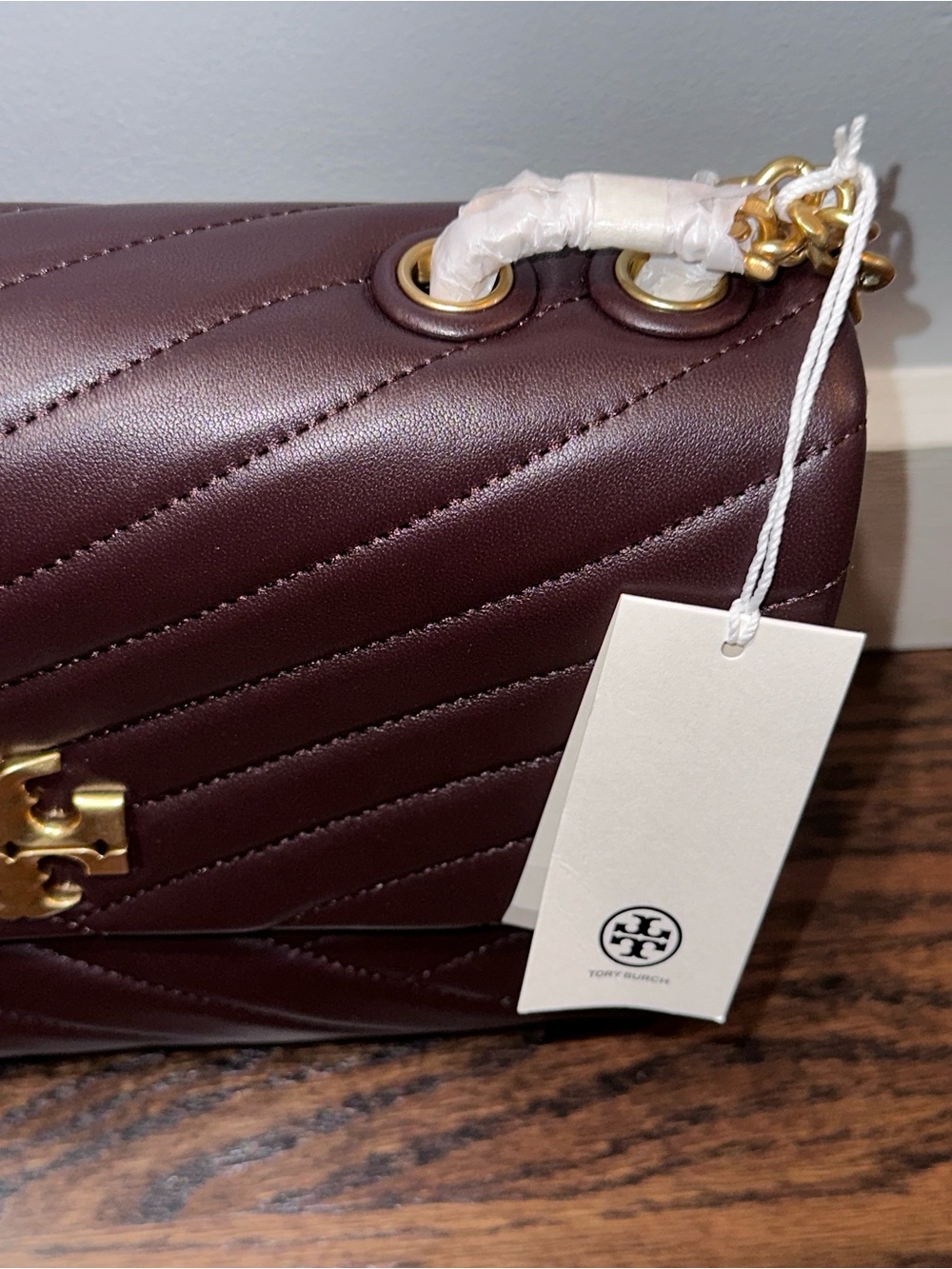 Tory Burch Kira Chevron Convertible Shoulder Bag - limited color Tempranillo - Picture 2 of 16